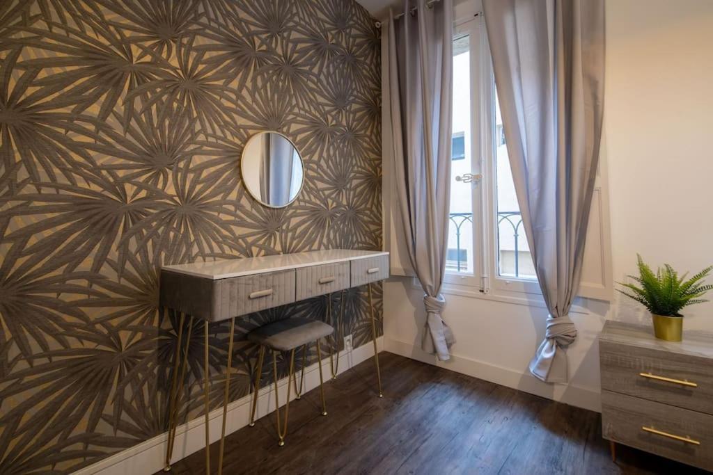 Superbe Appartement Centre Historique アヴィニョン エクステリア 写真