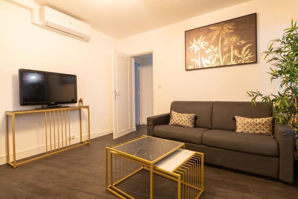 Superbe Appartement Centre Historique アヴィニョン エクステリア 写真